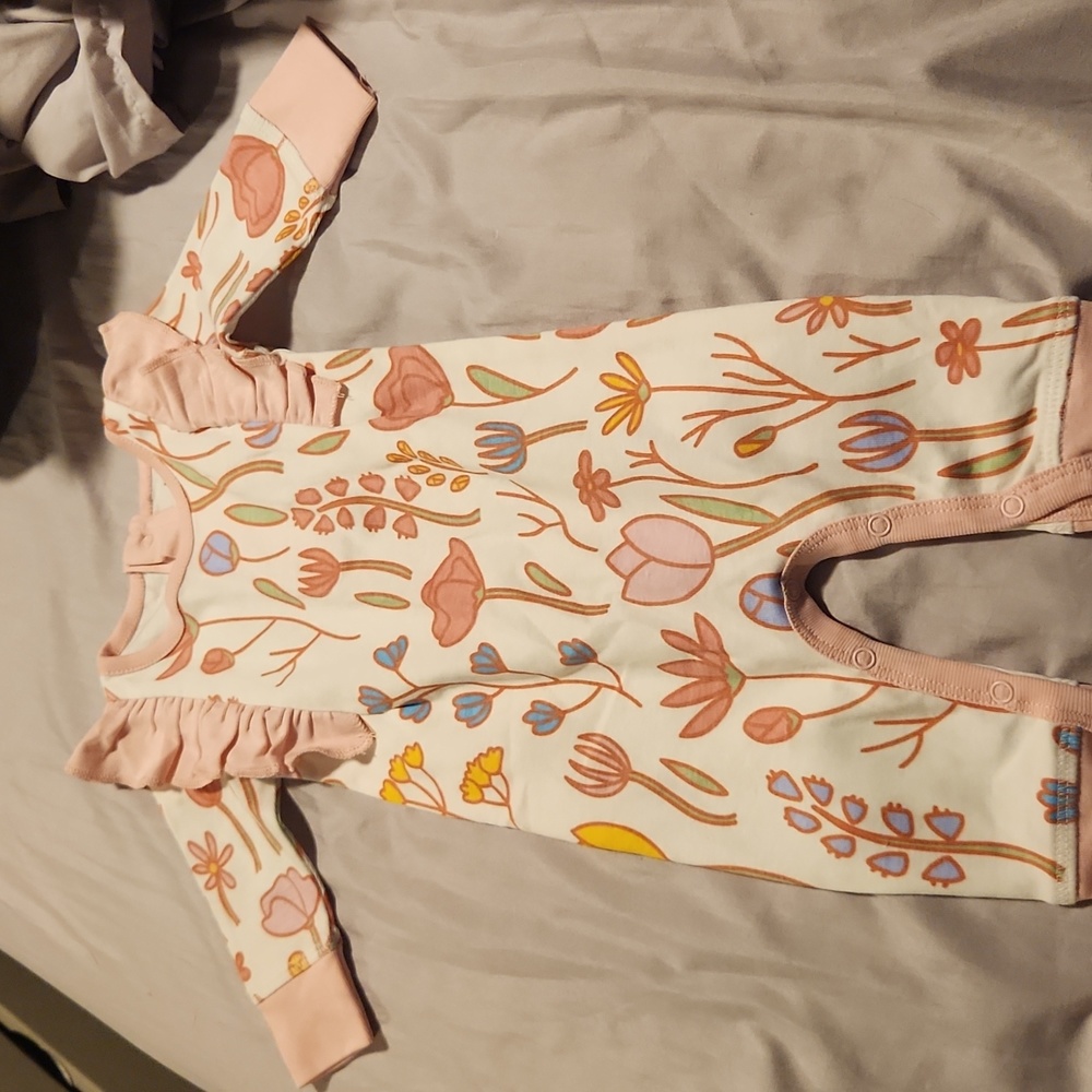 Baby nlong sleeve outfit